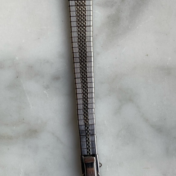 Vintage Seiko Tank Watch Petite Mechanical Watch Women Silver 11-3210 - Picture 4 of 10